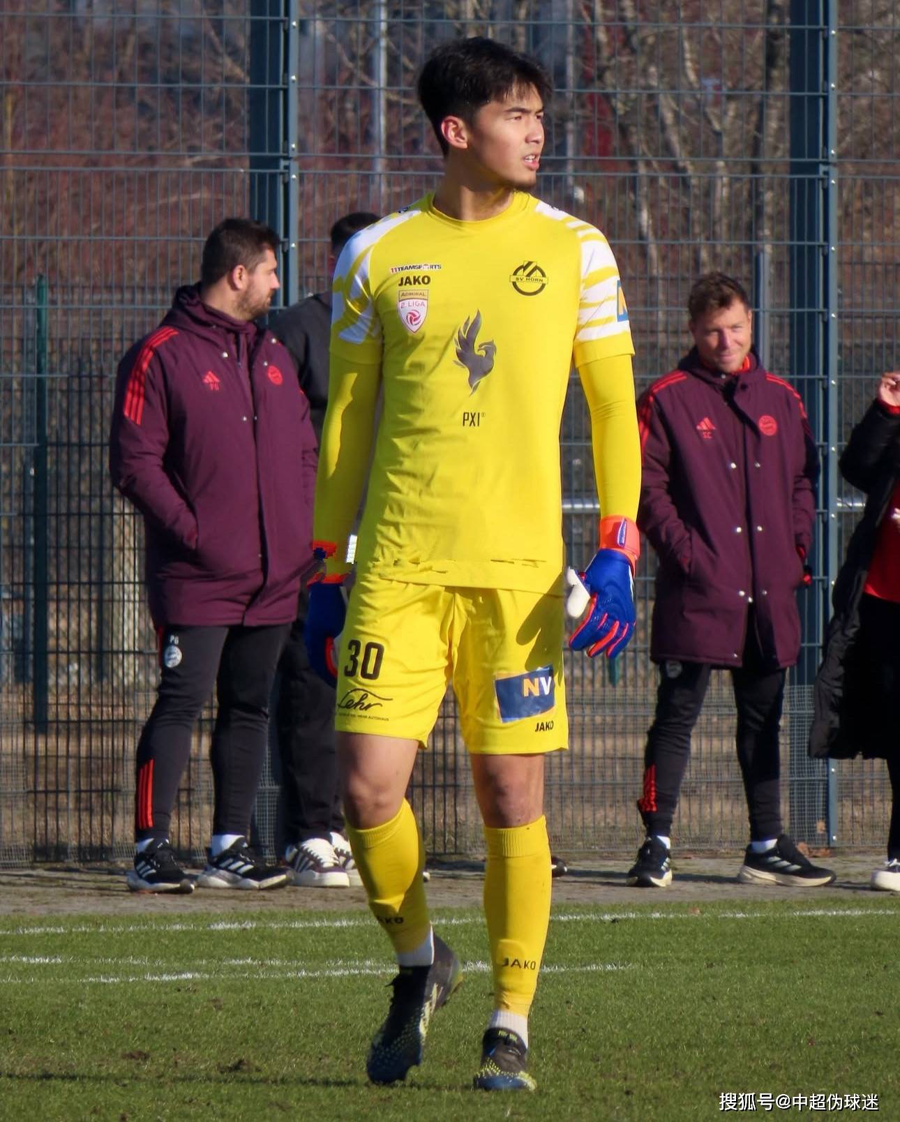 而次回合 而次回合